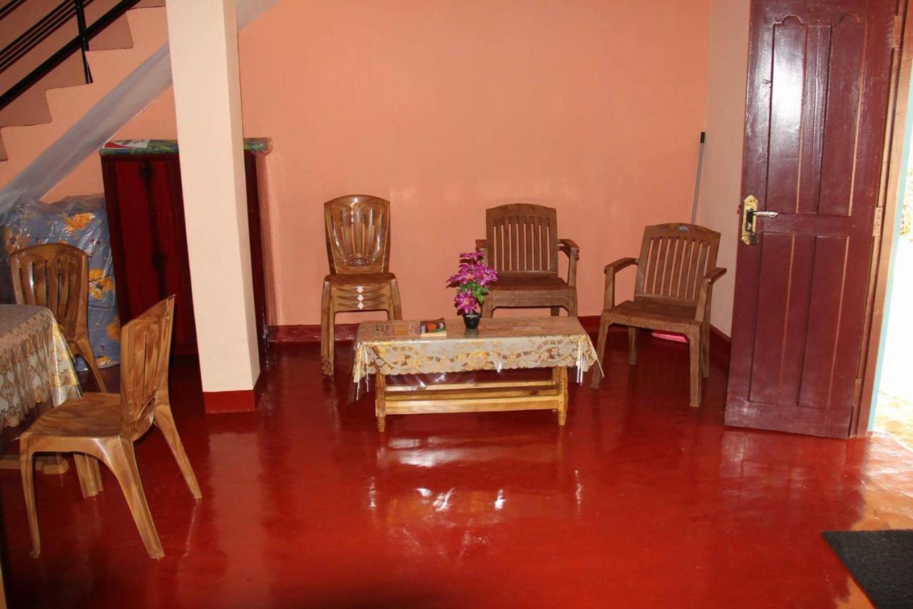 Batti Relax Point Villa & Rooms Баттікалоа Екстер'єр фото